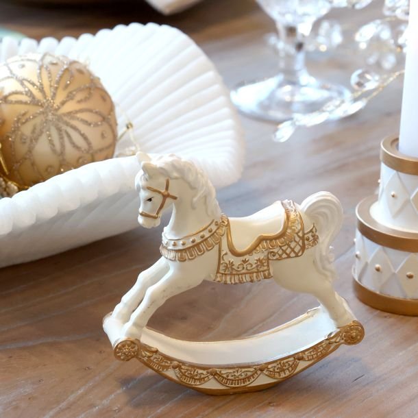 Chic Antique - Gyngehest 