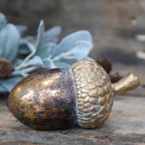 Chic Antique Agern stor